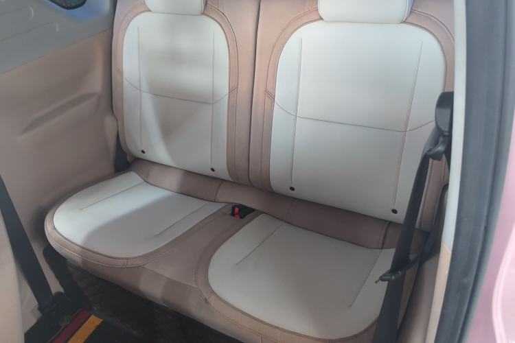 Used Geely Galaxy Panda 2023 Panda Mini 200km Endurance Bear Left Rear Seat