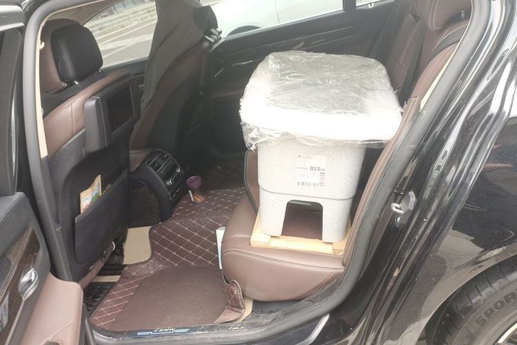 Used BMW 7 Series 2009 740Li Leading Model

