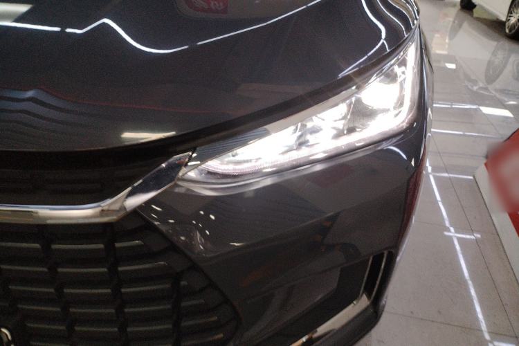 Used BYD Tang New Energy 2019 EV600D Four-Wheel Drive Smart Connectivity Leading Model Left Front Headlight