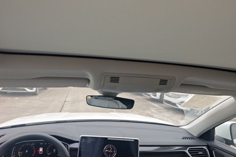 Used Volkswagen Tayron X 2024 330TSI Two-Wheel-Drive Prestige High-Energy Edition Headliner