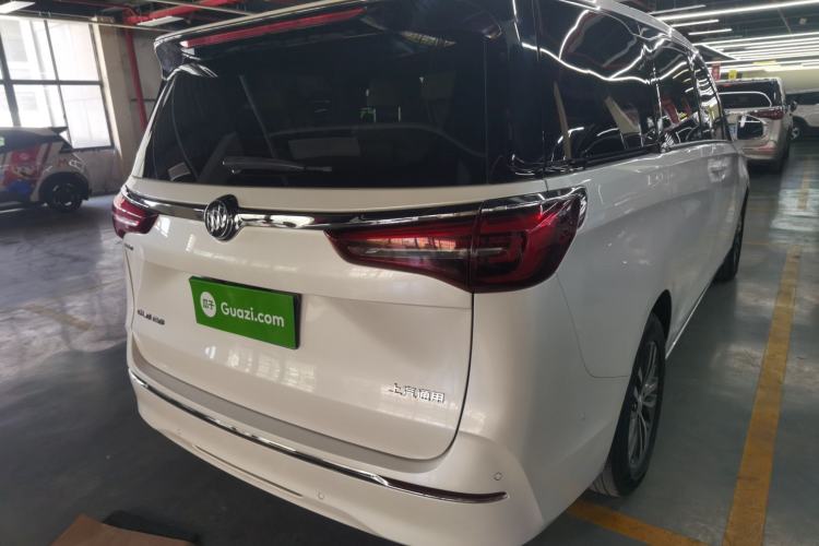 Used Buick GL8 2022 ES Landtrek 653T Luxury Edition