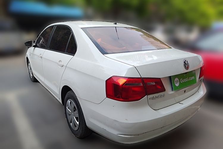 Used Volkswagen Jetta 2015 Value Edition 1.6L Manual Fashionable Style Rear Left 45 Deg