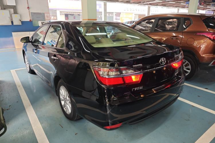Used Toyota Camry 2015 2.0G Premier Edition