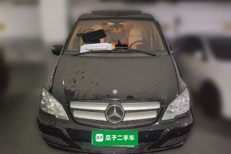 Used Mercedes-Benz Viano 2010 2.5L Luxury Edition