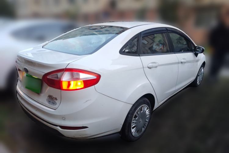 Used Ford Fiesta 2013 Sedan 1.5L Manual Fashion Edition Rear Right 45 Deg