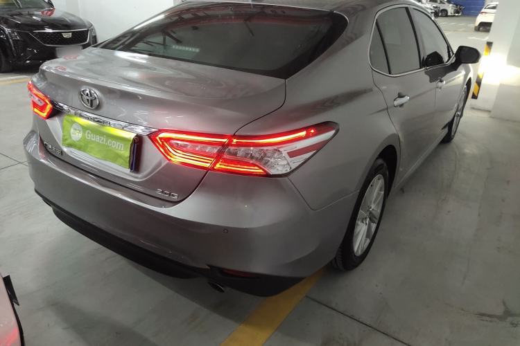 Used Toyota Camry 2021 2.0G Luxury Edition