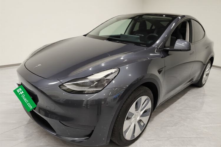 Used Tesla Model Y 2022 Long-Range All-Wheel-Drive Version