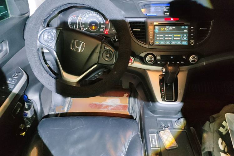 Used Honda CR-V 2012 2.4L four-wheel drive luxury version