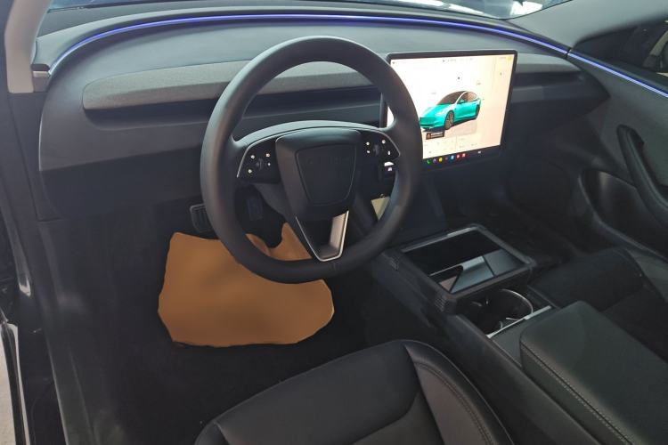 Used Tesla Model 3 2023 Rear-Wheel-Drive Version Center Console