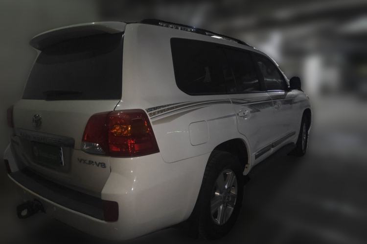 Used Toyota Land Cruiser 2012 4.6L Automatic VX-R Rear Right 45 Deg