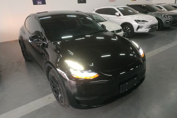 Used Tesla Model Y 2021 Long-Range All-Wheel-Drive Version