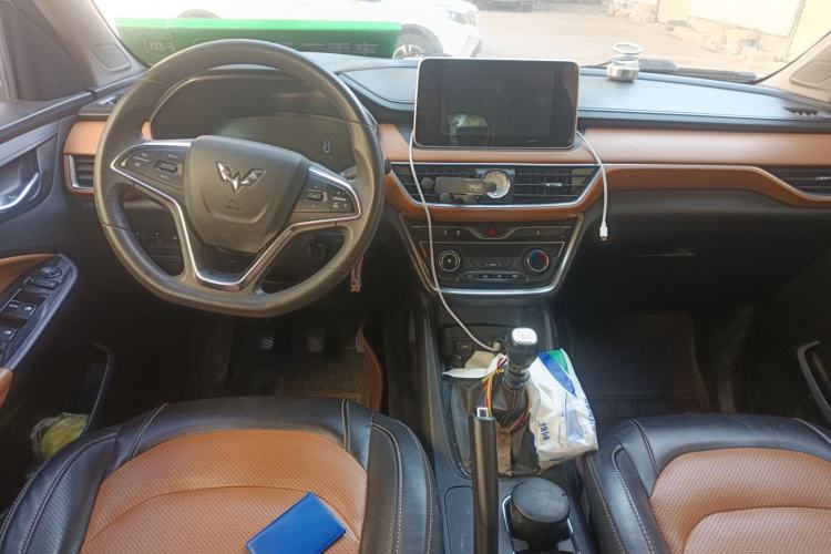 Used Wuling Hongguang S3 2018 1.5L Manual Luxury Model China V Standard