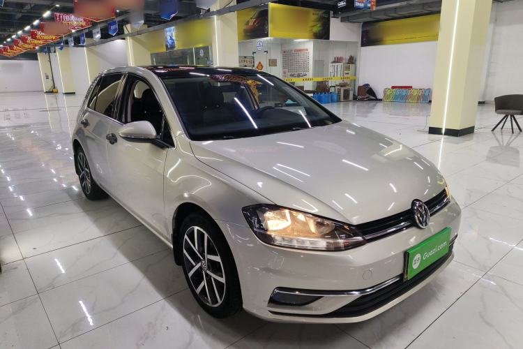 Used Volkswagen Golf 2018 230TSI Automatic Luxury Version