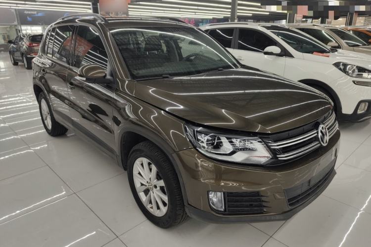 Used Volkswagen Tiguan 2016 280TSI Automatic Two-Wheel-Drive Silk Road Style Edition Front Right 45 Deg