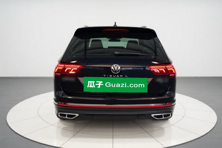 Used Volkswagen Tiguan L 2023 Facelift 380TSI Automatic All-Wheel Drive R-Line Flagship 7-Seater