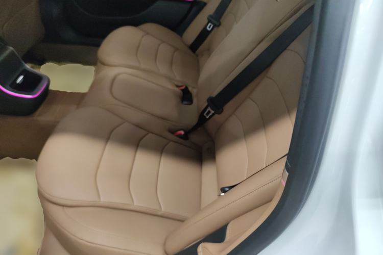 Used Mercedes-Benz E-Class 2024 Facelift E 300 L Fashion Sport Edition
