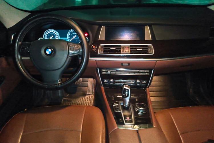 Used BMW 5 Series GT 2014 528i Leading Model