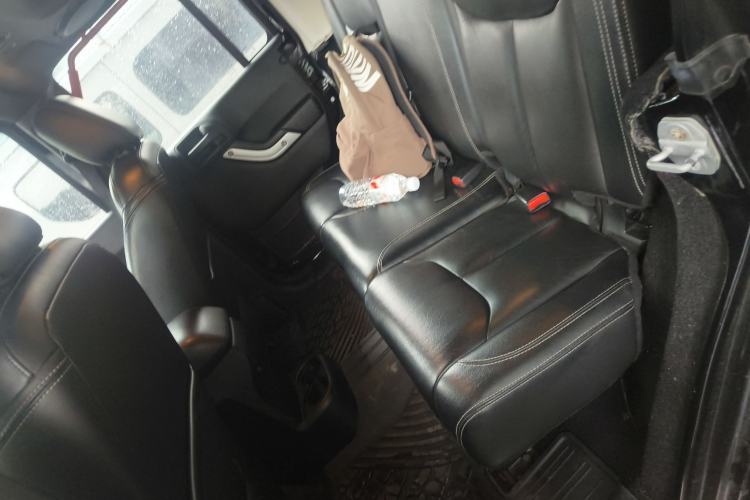 Used Jeep Wrangler 2015 3.0L Sahara Four-Door Comfort Edition