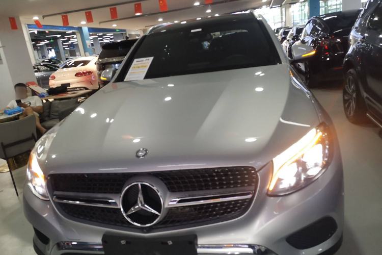 Used Mercedes-Benz GLC 2016 GLC 300 4MATIC Dynamic Model
