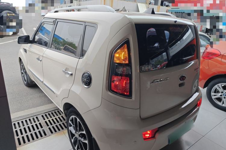 Used Kia Soul 2013 1.6L AT Premium
