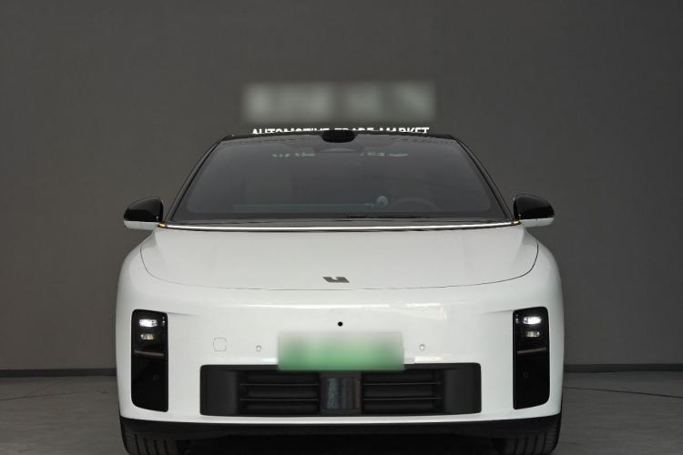 Used Li Auto Li Auto i6 2025 Model Two-Wheel-Drive Standard Type
