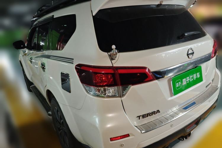 Used Nissan Terra 2018 2.5L Automatic 4x4 Luxury Edition Rear Left 45 Deg