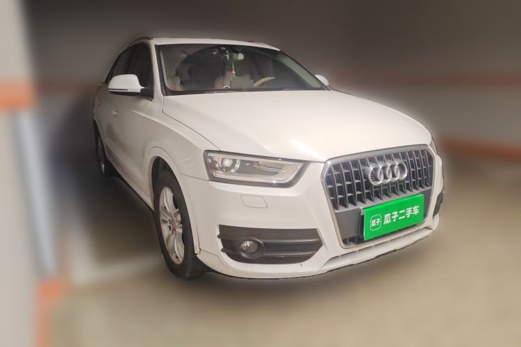 Used Audi Q3 2013 35 TFSI quattro Comfort Model Front Right 45 Deg