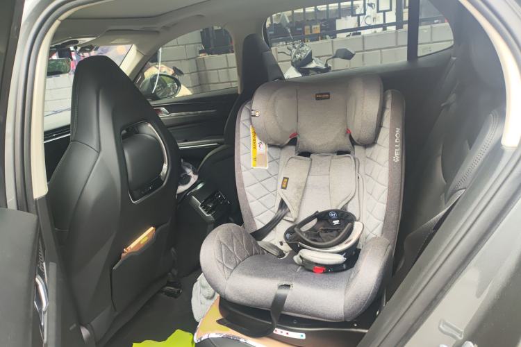 Used Lynk & Co 01 2021 2.0TD Two-Wheel-Drive Pro Trim Left Rear Seat