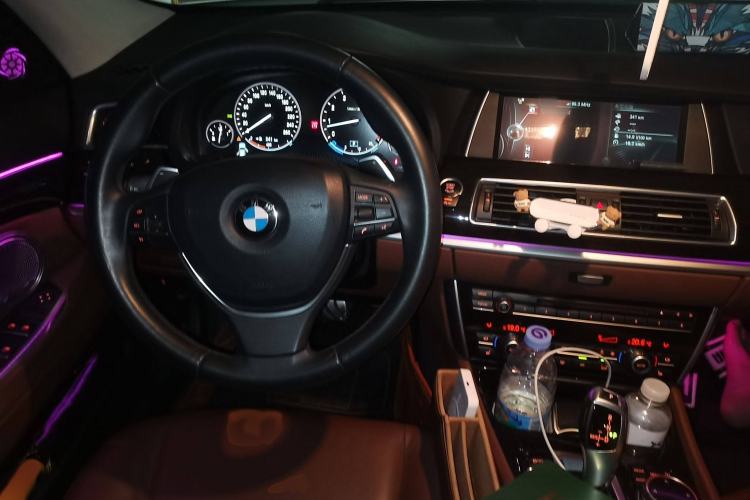 Used BMW 5 Series GT 2014 535i Leading Model
