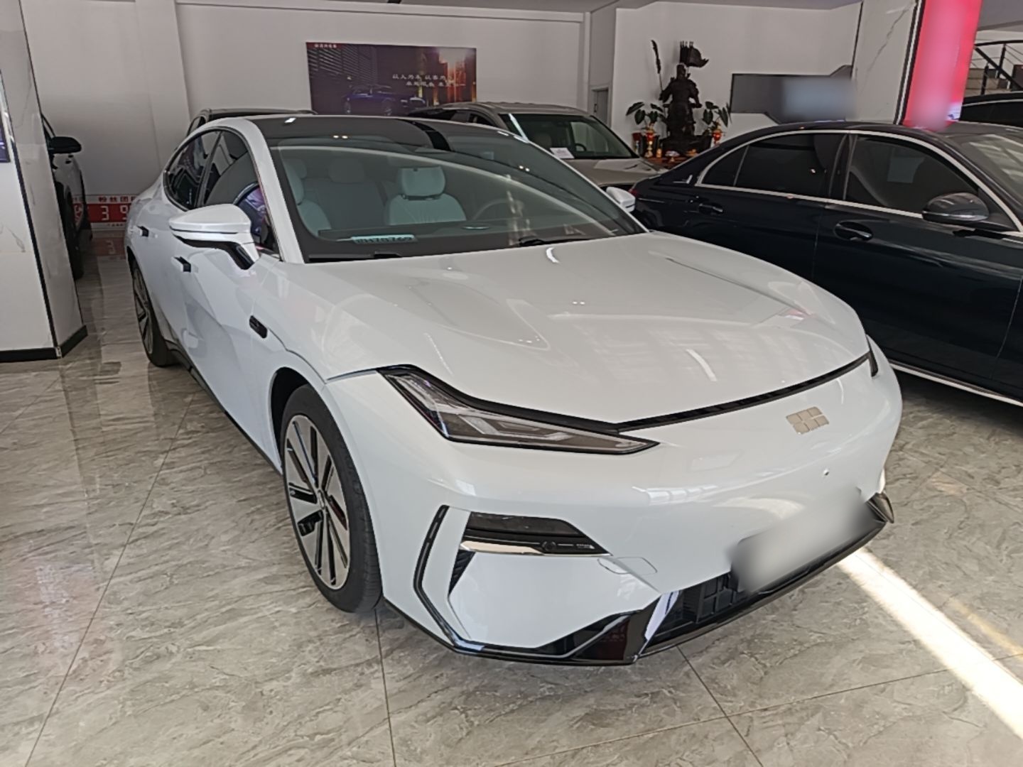 Geely Galaxy E8 2024 550 km Range Rear-Drive MAX — снимка 3