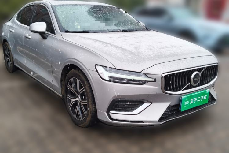 Used Volvo S60 2023 B4 Zhiyi Luxury Edition
