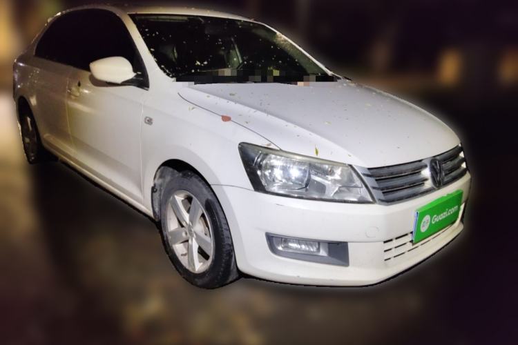 Used Volkswagen Santana 2013 1.6L Automatic Comfort Edition Front Right 45 Deg