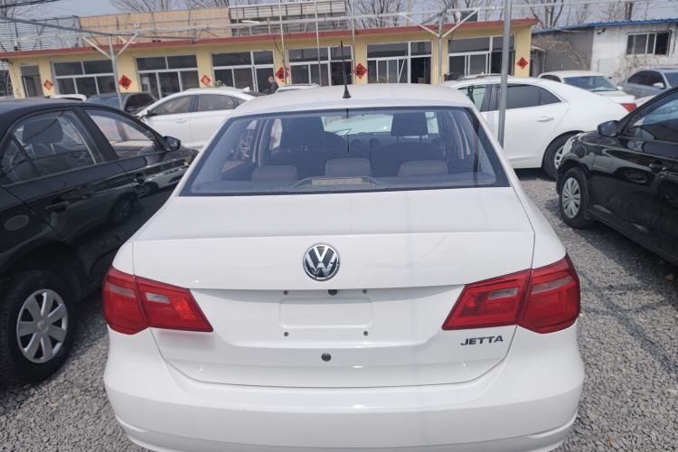 Used Volkswagen Jetta 2015 Zhuihui Edition 1.4L Manual Fashion Model
