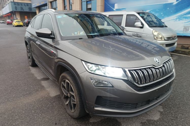 Used Skoda Kodiaq GT 2019 TSI330 Two-Wheel-Drive Comfort Edition China VI Front Right 45 Deg