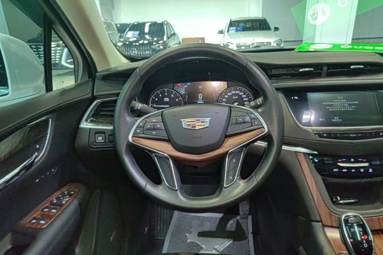 Used Cadillac XT5 2018 28T Four-Wheel Drive Luxury Model