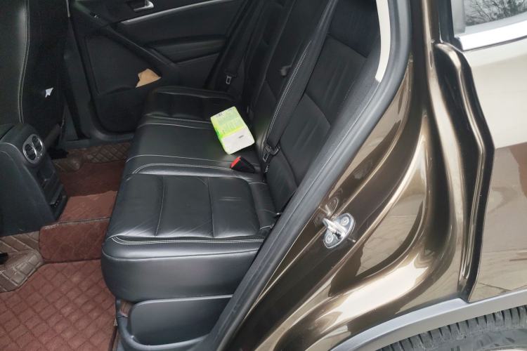 Used Volkswagen Tiguan 2017 300TSI Automatic Two-Wheel Drive Silk Road Comfort Edition Left Rear Seat