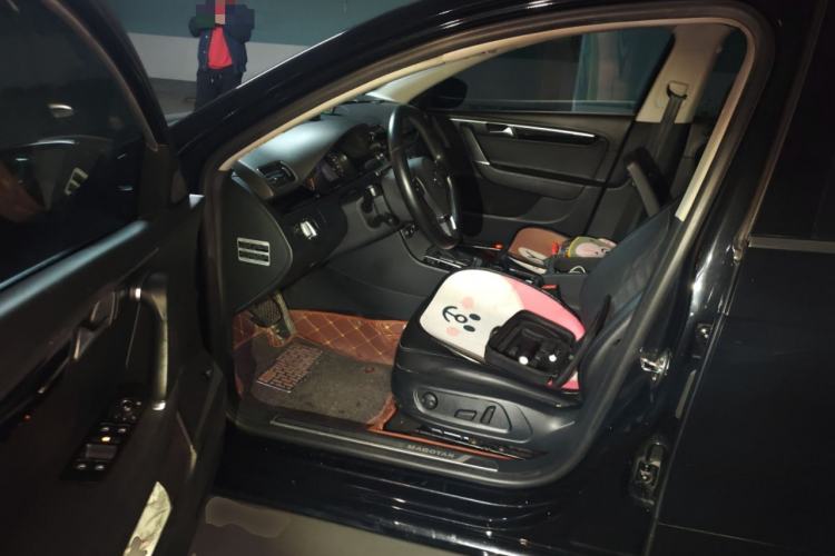 Used Volkswagen Magotan 2016 1.8TSI Luxury Comfort Model
