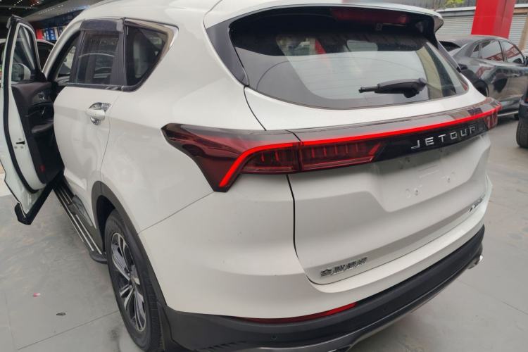 Used JETOUR X70 PLUS 2021 1.5T DCT Mountain 7-Seater
