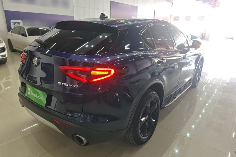 Used Alfa Romeo Stelvio 2017 2.0T 200HP Elite Edition