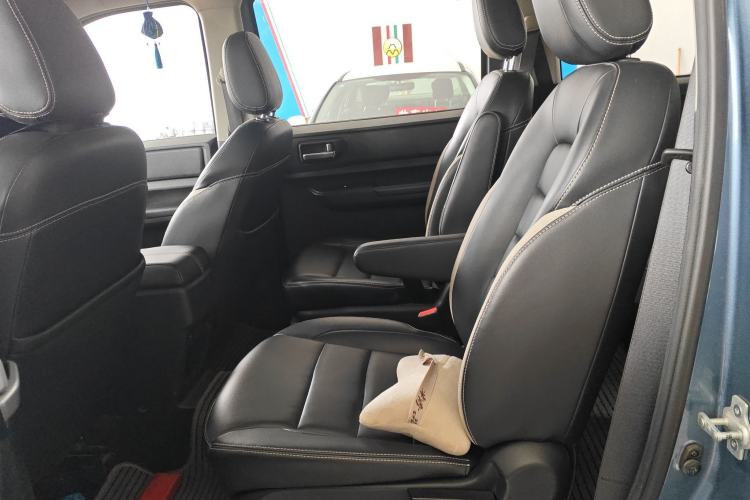 Used Wuling Hongguang PLUS 2019 1.5T Manual Luxury 7-Seater Left Rear Seat