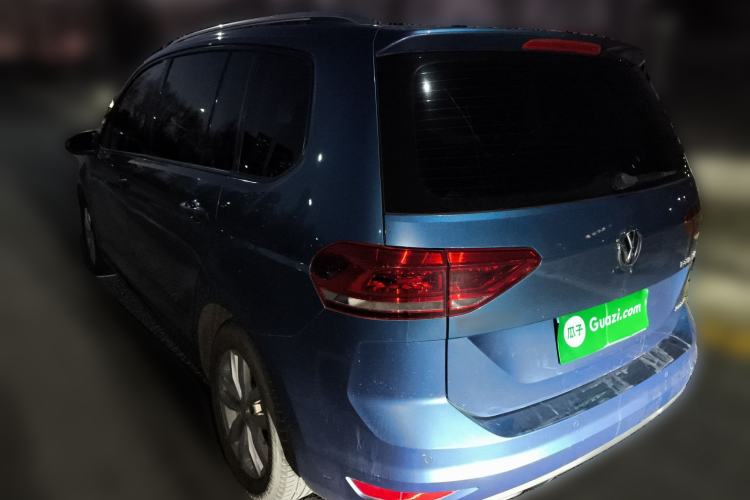 Used Volkswagen Touran 2016 Volkswagen Touran L 280TSI DSG Comfort Edition
