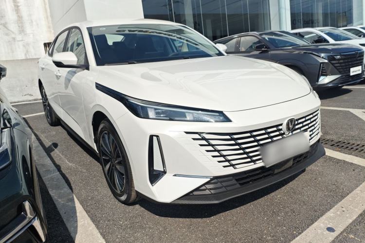 Used CHANGAN Eado PHEV 2025 Smart New Blue Whale 145KM High-Energy Edition
