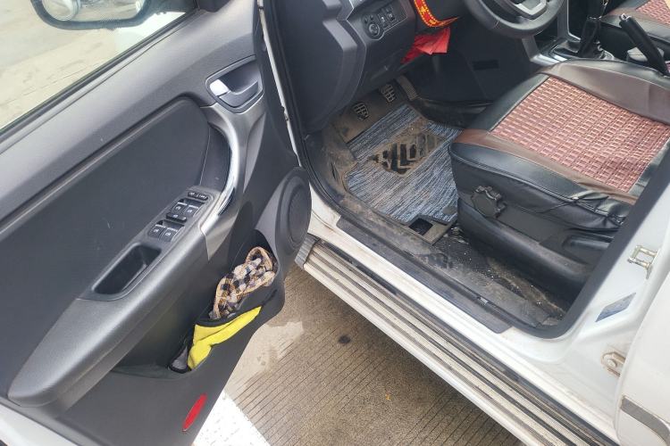 Used Chery Tiggo 3 2015 1.6L Manual Zhishang Sport Edition Driver Seat