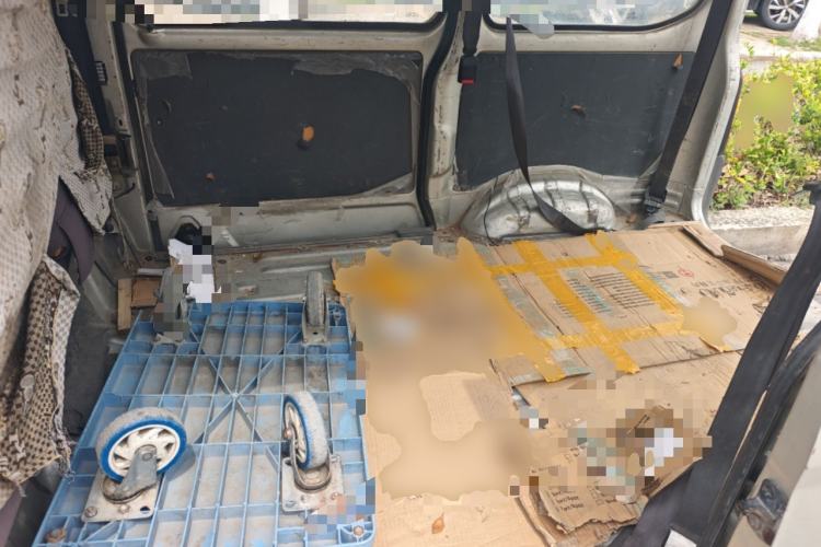 Used Wuling Zhiguang 2013 1.0L Practical Version Left Rear Seat