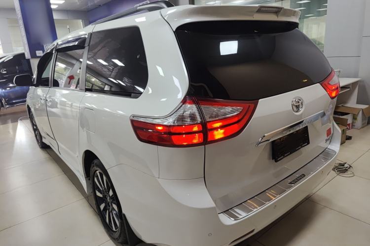 Used Toyota Sienna (Parallel Import) 2018 3.5L Four-Wheel Drive Limited 7-Seater Canadian Version
