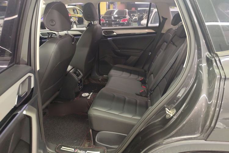 Used Volkswagen Tayron 2021 280TSI Two-Wheel Drive Luxury Smart Connectivity Version
