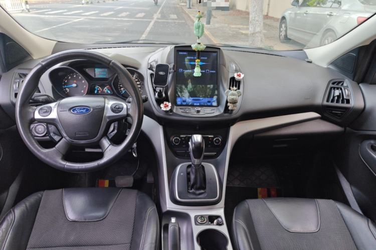 Used Ford Kuga 2013 1.6L GTDi Two-Wheel-Drive Trend Model