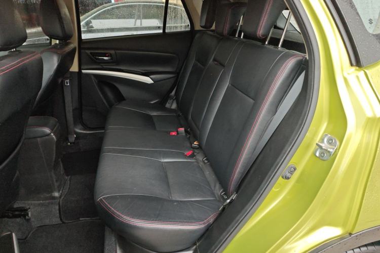 Used Suzuki S-Cross 2014 1.6L CVT Two-Wheel Drive Elite Version Left Rear Seat