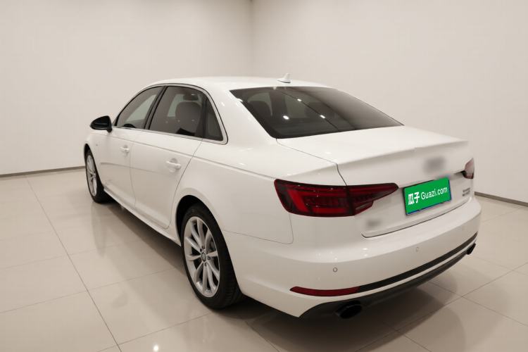 Used Audi A4L 2018 30th Anniversary Edition 45 TFSI quattro Individual Sport Edition
