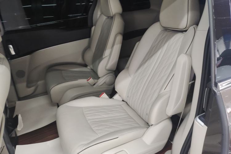 Used Buick GL8 2022 Land Business Class 652T Luxury Model
